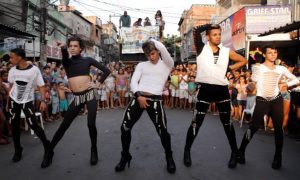 Canal Brasil mostra documentário sobre vida gay na favela