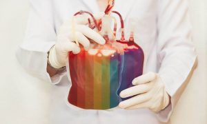 Estados Unidos bane gays de doação de plasma para tratamento da Covid-19