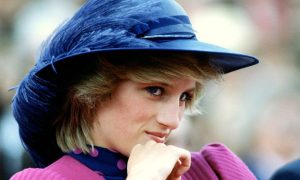 Livro revela que Princesa Diana visitou bar gay vestida de homem