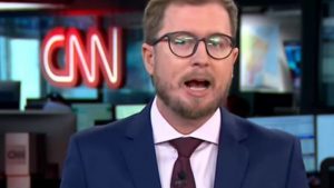 Jornalista é demitido da CNN Brasil após comentário homofóbico
