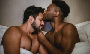 Cinco mitos sobre a sexualidade gay