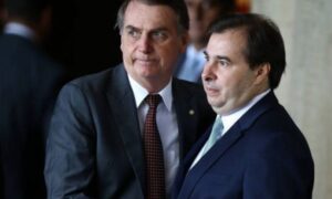 Rodrigo Maia diz que Bolsonaro é gay e é criticado por Jean Wyllys
