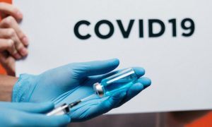 Quem tem HIV pode tomar vacina da Covid?