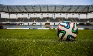 Amstel promove mesa redonda sobre inclusão no futebol