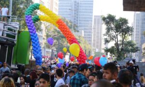 Parada do Orgulho LGBT de São Paulo terá eleições como tema